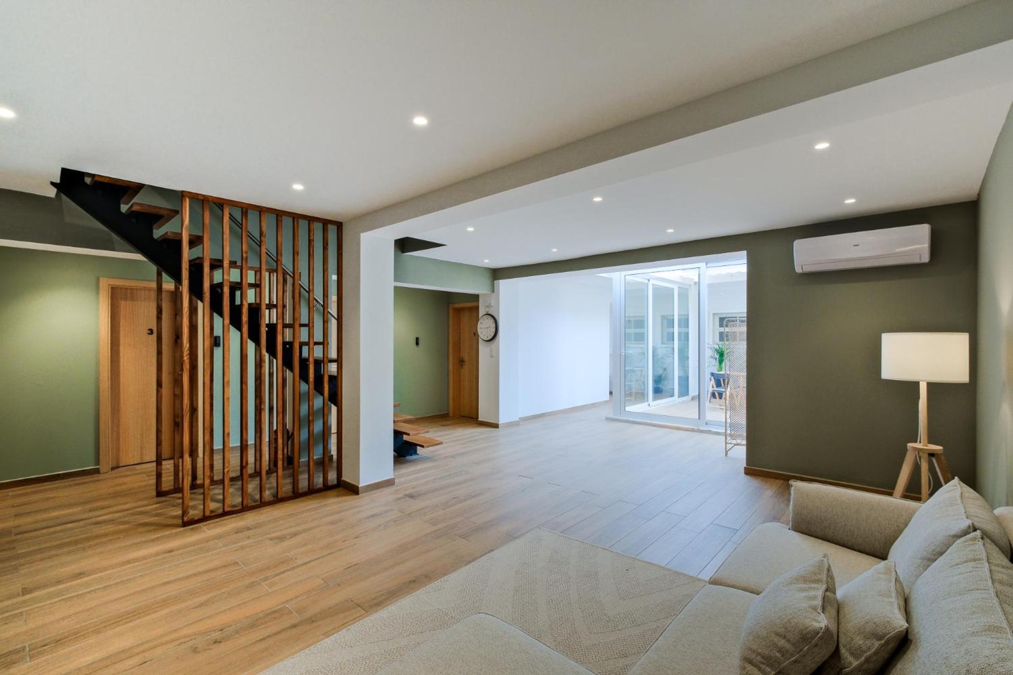 Lovely Fully Equipped Near Subway N7