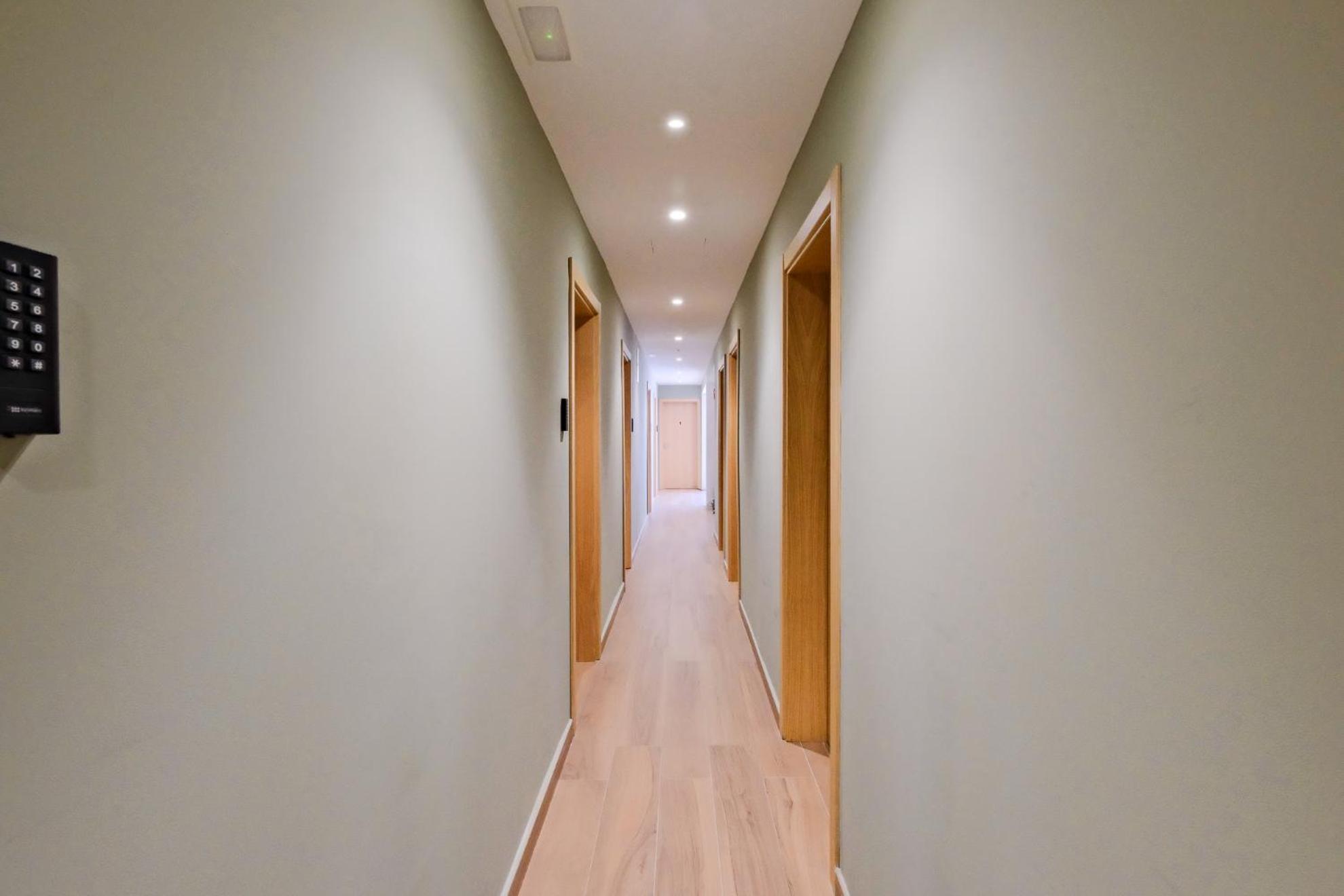 Lovely Fully Equipped Near Subway N7 Apartment
