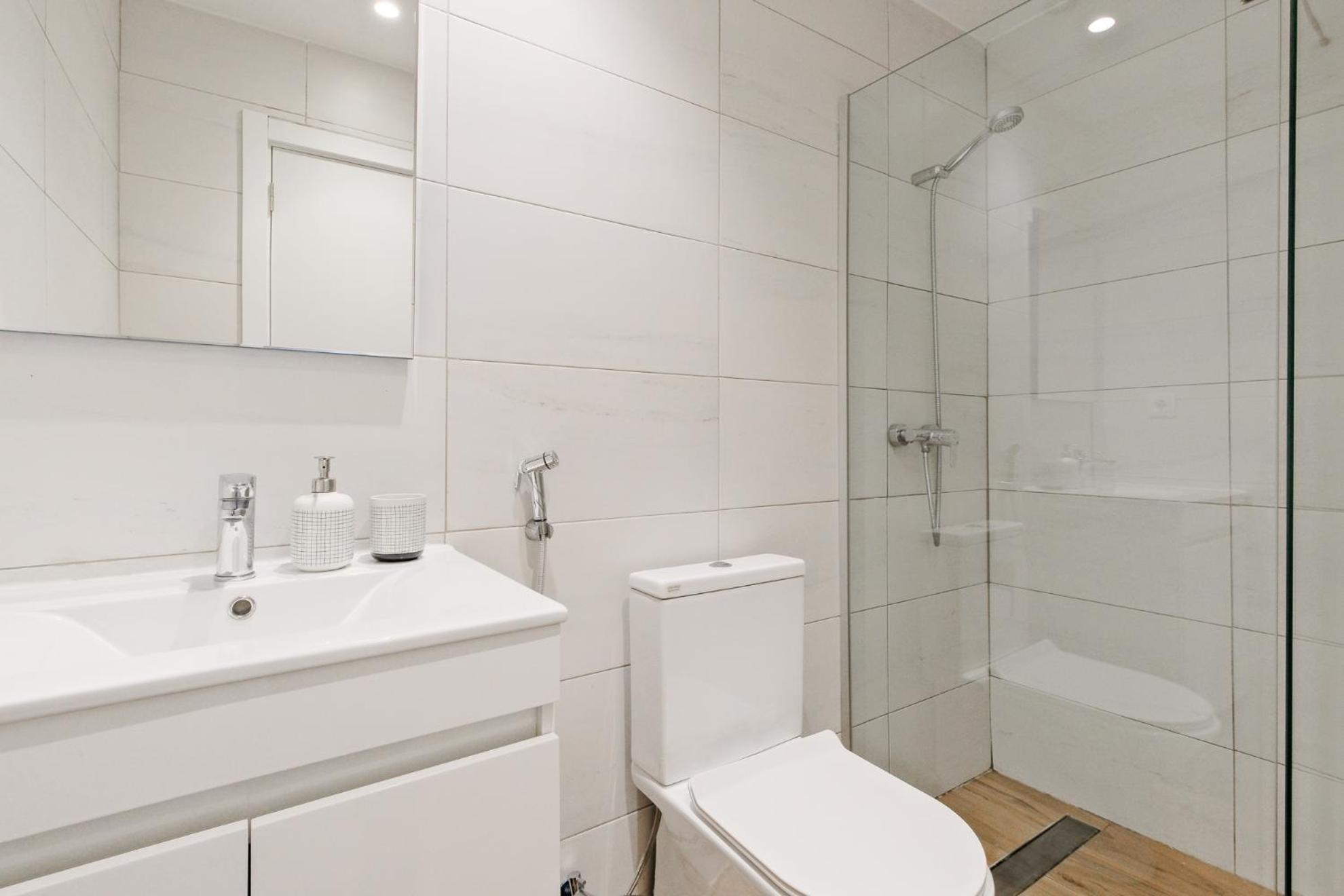 Apartment Lovely Fully Equipped Near Subway N7 Lisbon